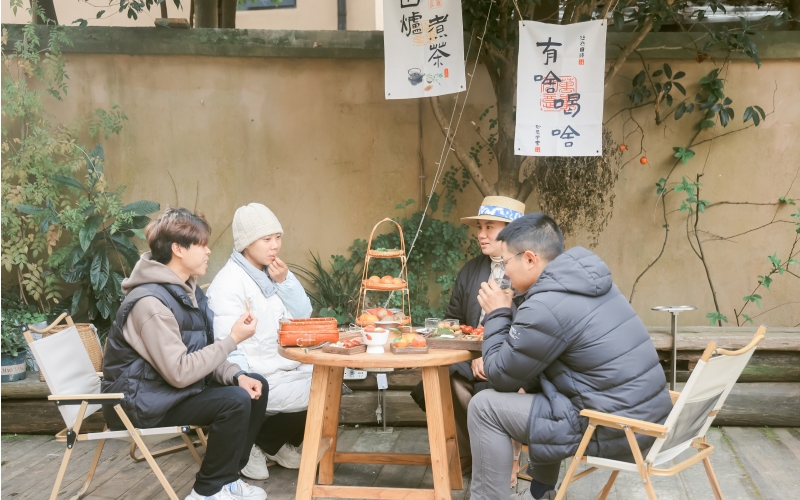 民宿顧客體驗未錄煮茶。