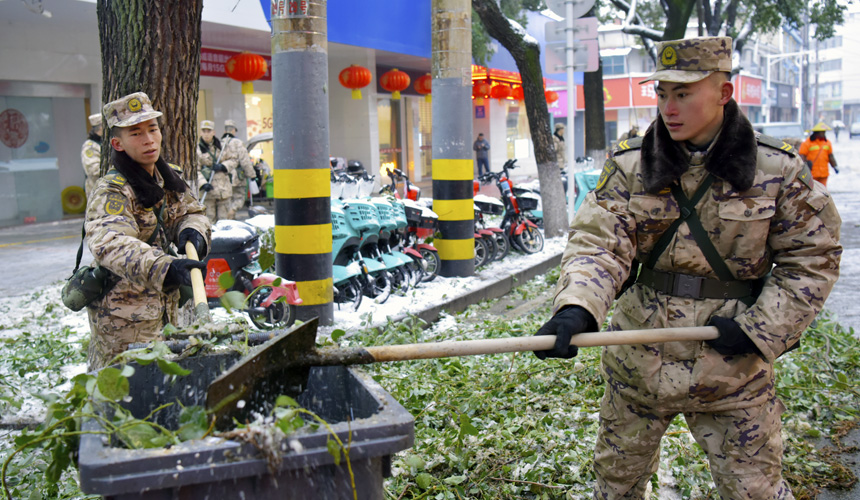 除积雪保畅通