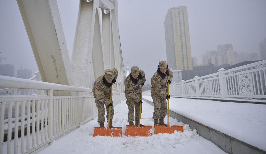 除积雪保畅通【4】