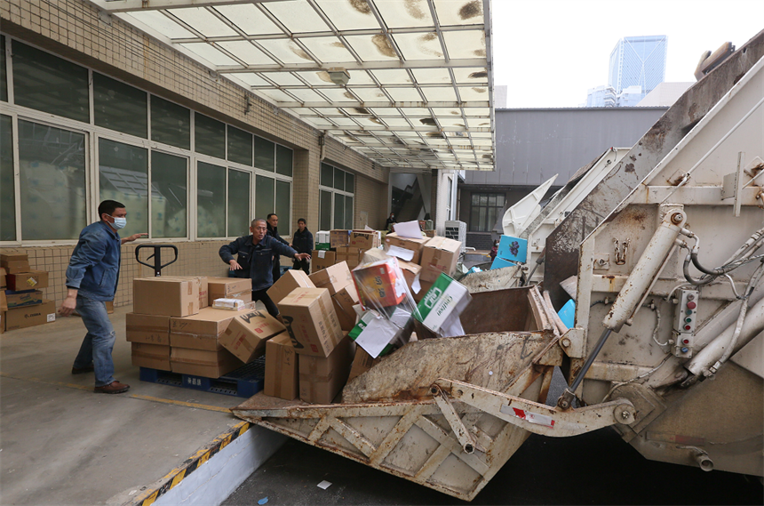 武汉烟草局护航卷烟市场营造安全消费环境