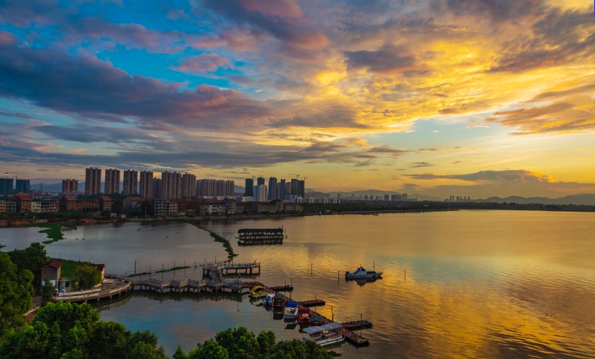 武山湖國家濕地公園。武穴市攝影家協會供圖