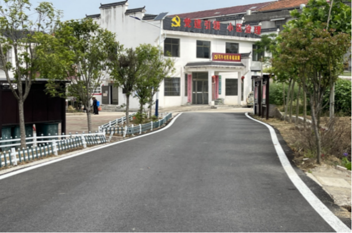 石牛社区入口整体风貌。邓淇元摄