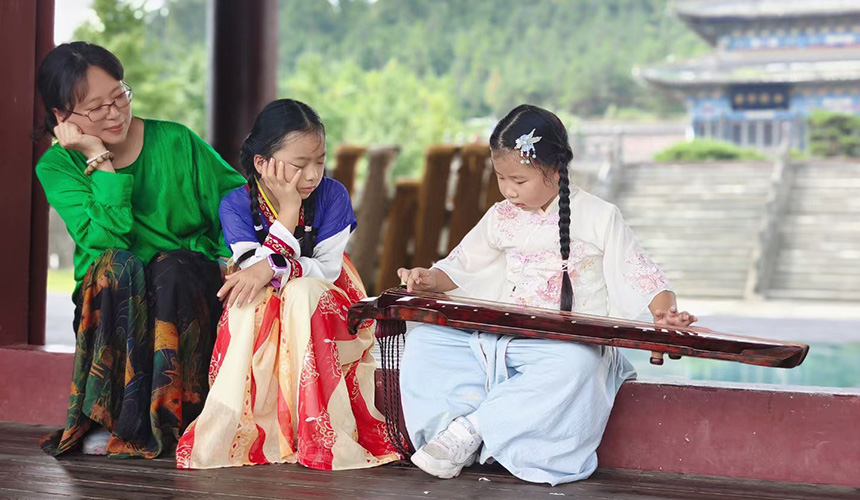 弹古琴悟茶道 在武当山邂逅一场文化体验之旅
