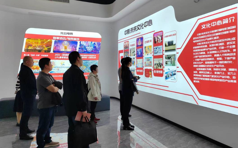 “书记校长访企拓岗”促就业专项行动。