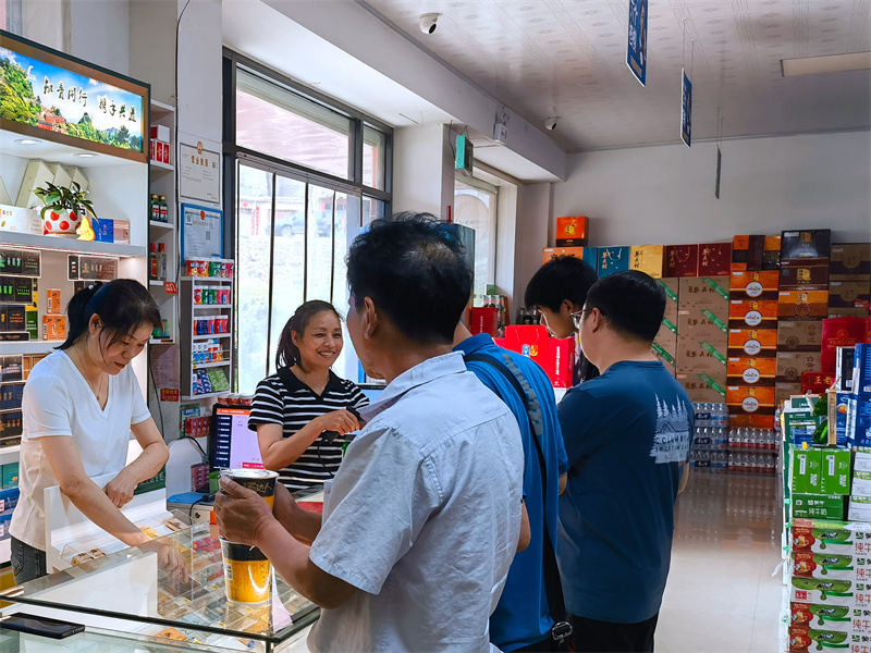 “三全”数字门店带动生意好转。杨昕摄