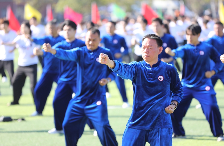 武汉高校运动会开幕式花样百出【4】