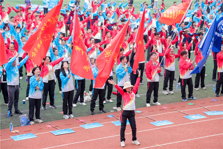 武漢東西湖：民企同心匯聚力量 趣味運動會展風採【7】