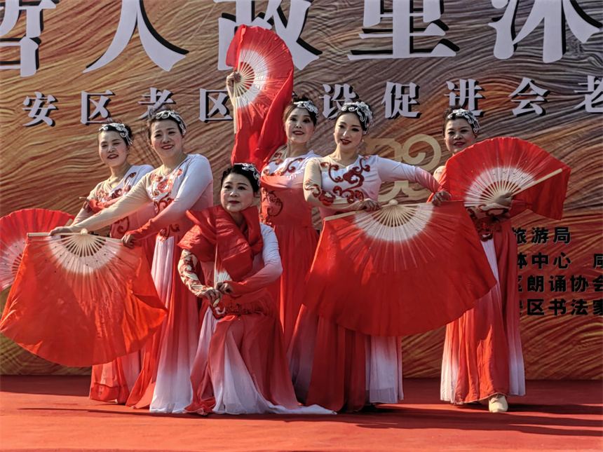 湖北咸安：老区乡村行活动引爆红色乡村游