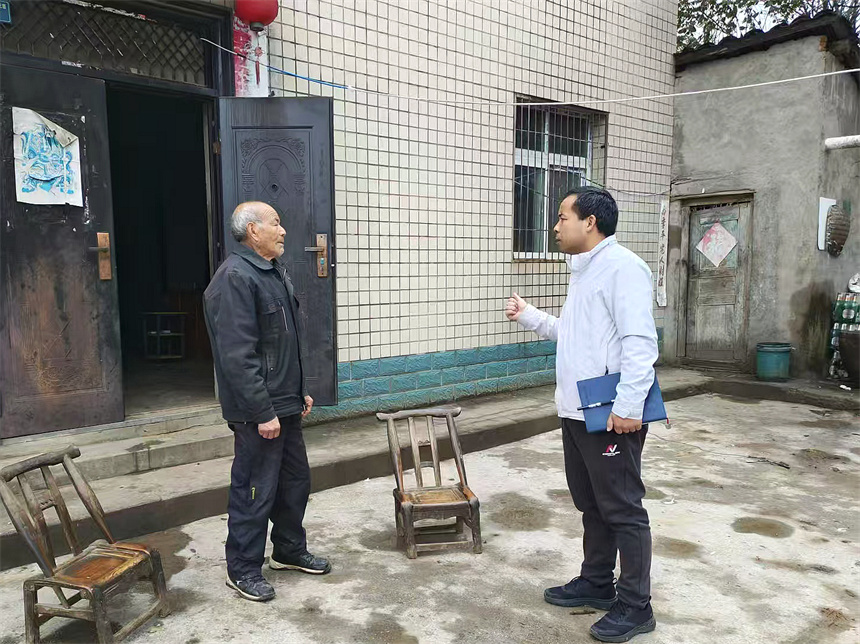 湖北烟草驻村工作队：村会话安全 暖冬更暖心