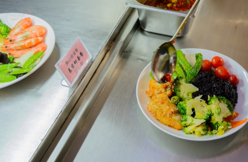 农业高校食堂推出 “健康餐”【3】