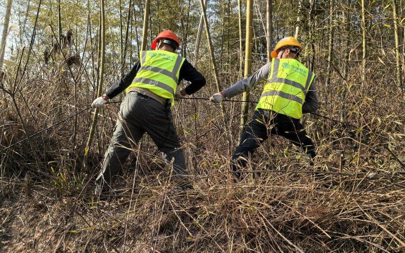移動技術人員深山建網