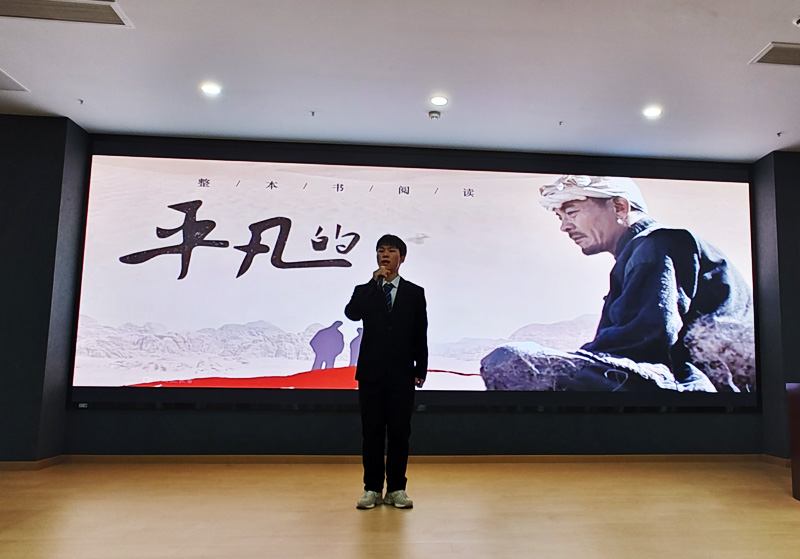 “春之声”读书表演大赛。江汉大学供图
