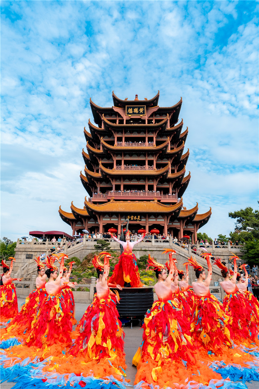 舞蹈《凤舞九天》表演现场
