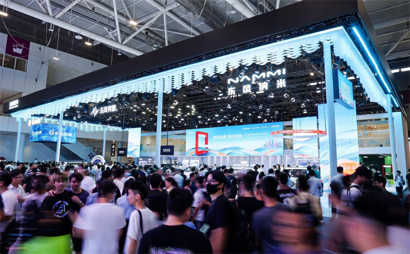 东风乘用车携东风风神、东 风奕派、东风纳米三大自主新能源品牌参展