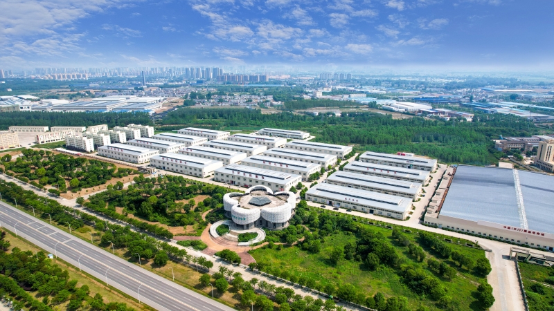 航拍天門服裝電商城。天門市委宣傳部供圖