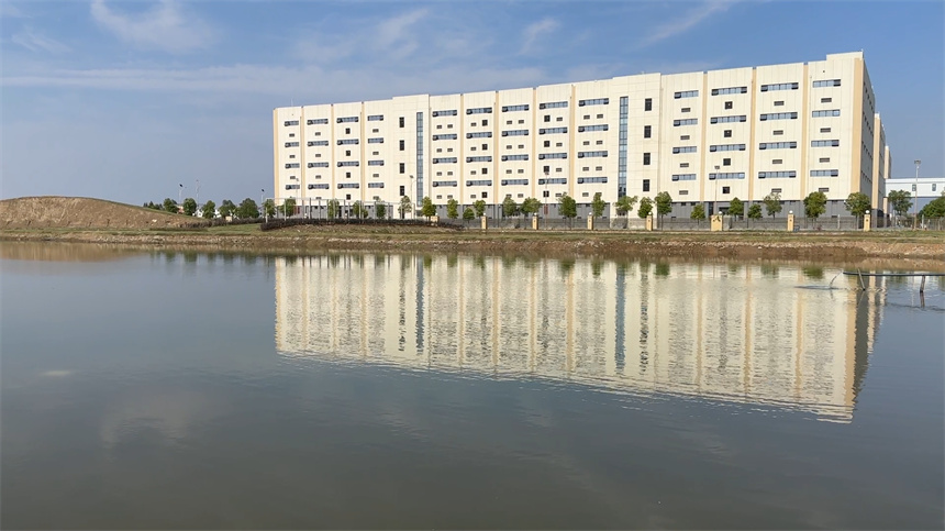 襄阳卷烟厂平安湿地一角。马强摄