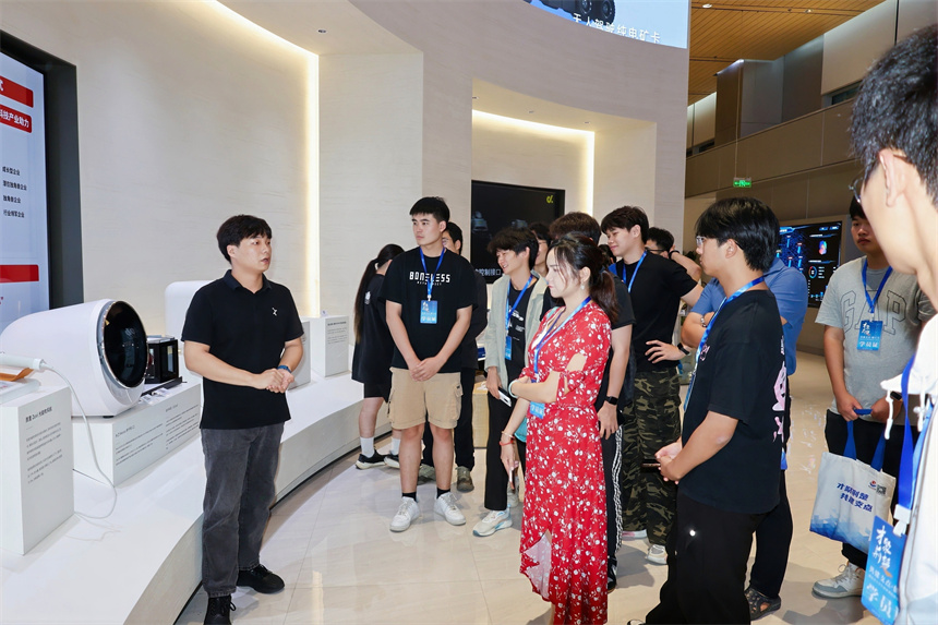 20名荊楚創業新銳探秘大灣區創新密碼