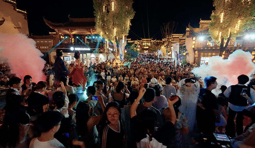 湖北孝感云梦祥云湾:光影小镇的夏夜狂欢【3】