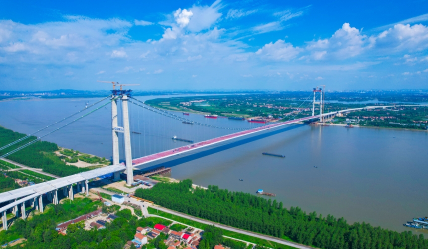 武汉双柳长江大桥合龙 新洲鄂州将5分钟互通