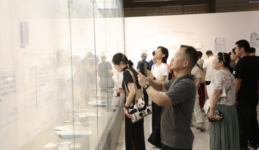 展覽現場。謝寧攝