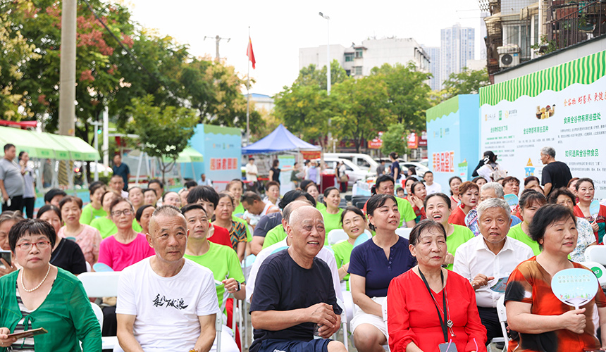 “荊楚糧油”社區活動走進新鑫園社區 惠民服務暖民心【3】
