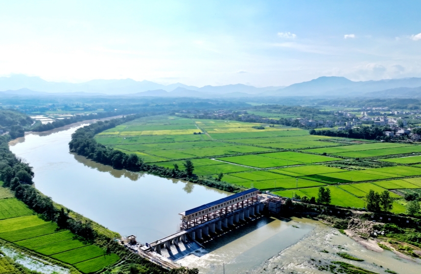 湖北通城：水闸加固提质 河道治理增效【4】