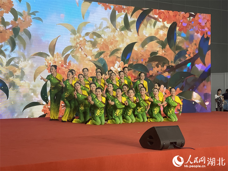 舞蹈表演。人民網記者 周倩文攝