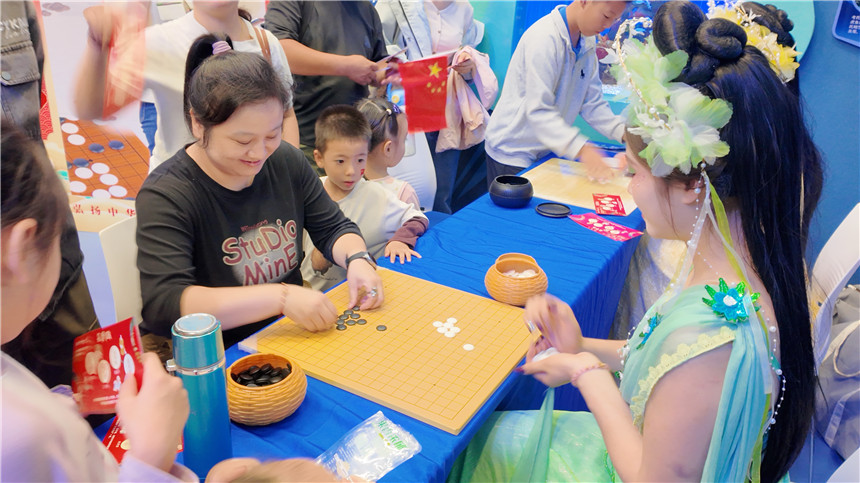 游客乐享景区小游戏