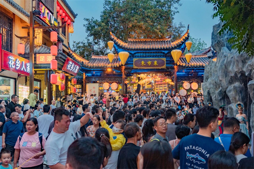 武汉木兰不夜城景区