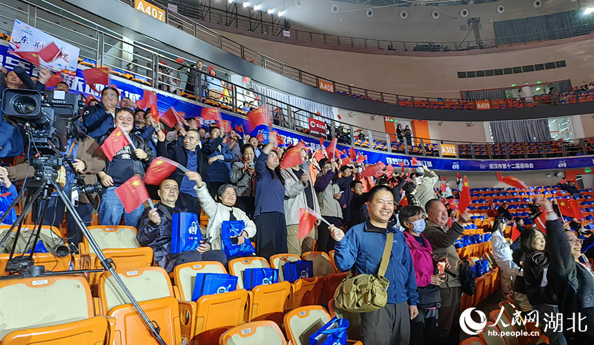 光子機器人點燃聖火，武漢第十二屆運動會開幕【6】