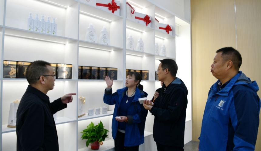 湖北通城：油茶榨出大产业 特色节会铺富路【5】