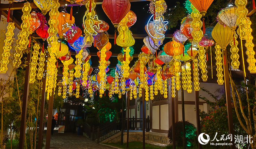 建筑美学与消费体验点亮“夜名片”【3】