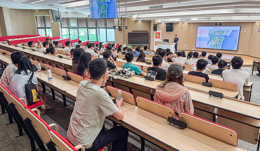 华中科技大学军山校区赋能“车谷”创新发展【4】
