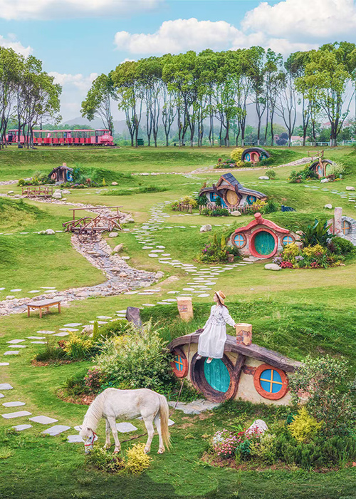 “霍比特人小镇”让游客走进童话里