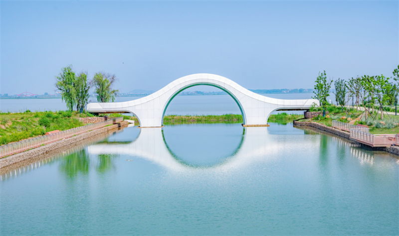 梁子岛上的拱桥