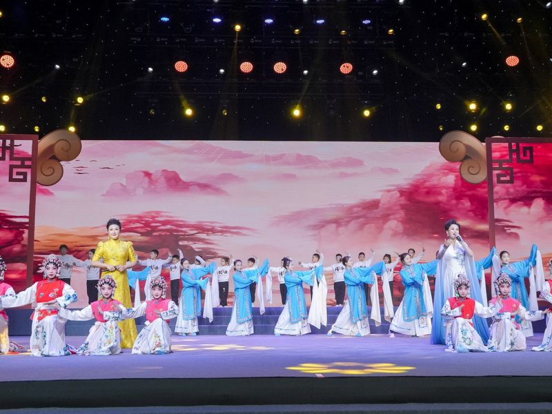 武漢市尋找”小小戲劇傳承人“成果展演現場。武漢市教育局供圖