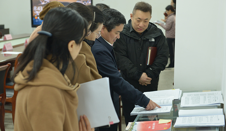 一手药香、一手书香 湖北中医药大学以党建引领高质量发展【3】