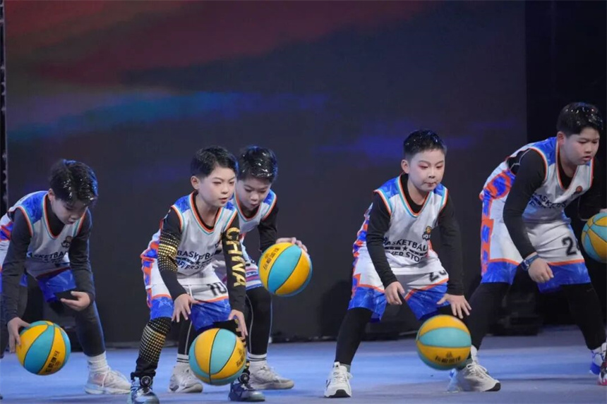 全员参与的“健身运动” 全民共享的“体育盛会”【8】