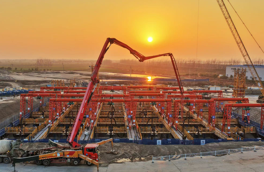 公路工程世界第一大沉井施工有序推进 汉南长江大桥建设提速