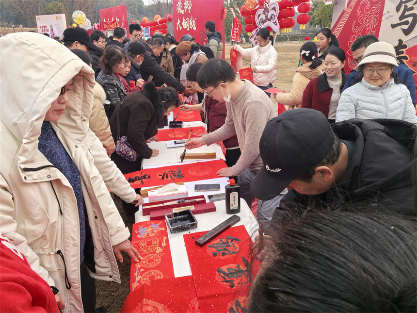 “音乐+年味”的乡村市集