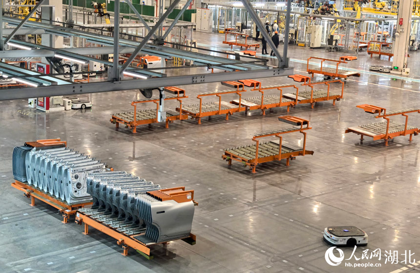 “智造”提速 新能源整车产能攀升