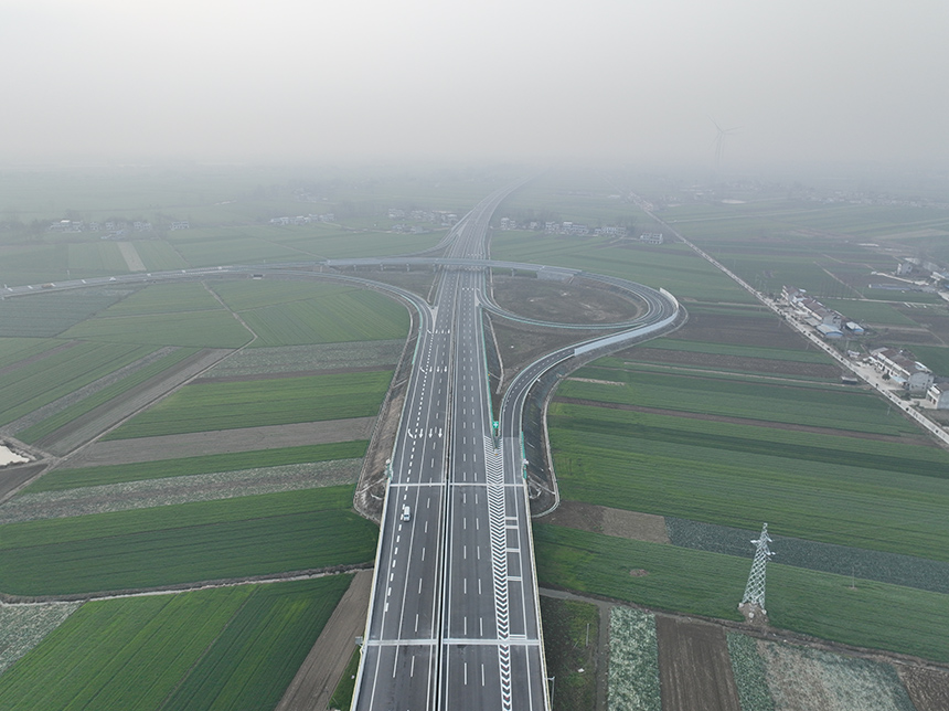 武汉至重庆高速公路天门西段