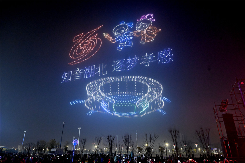 6000架无人机点亮璀璨夜【7】