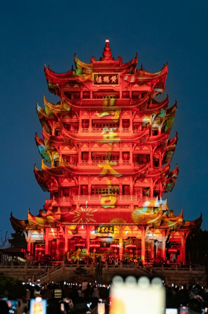 黄鹤楼春节活动现场图。