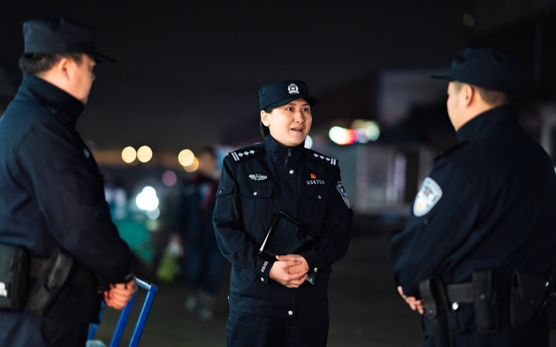 李娜守護著城市的“菜籃子”安全。