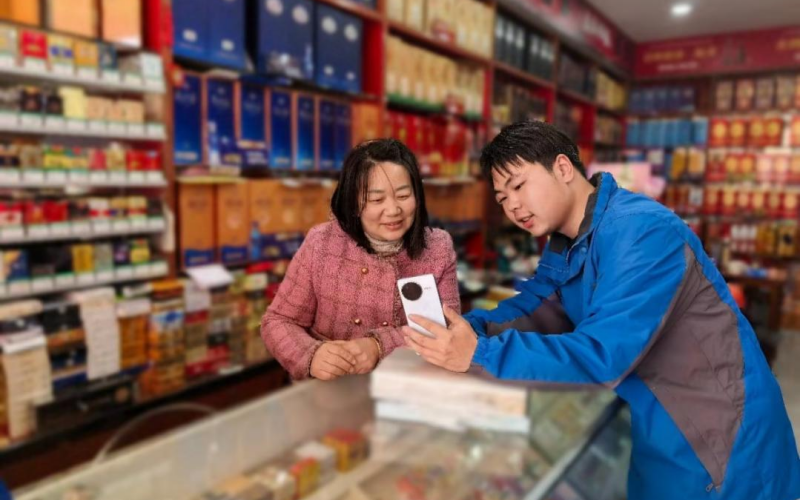 新進青年員工扎根配送一線傾心服務客戶。