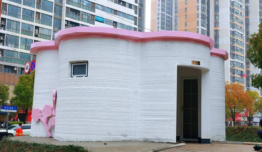 武漢兩座3D打印“櫻花公廁”首次投用 助力漢馬【2】