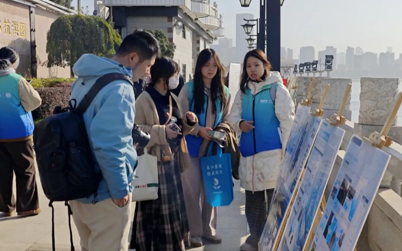 活動現場。