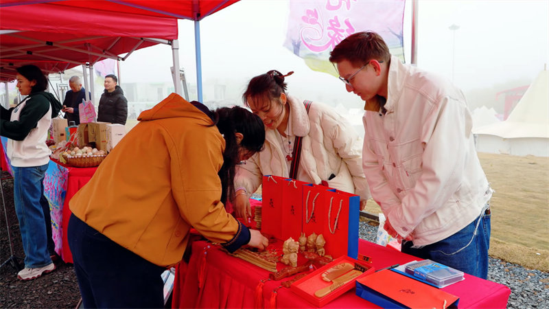 鄉村市集。王虹攝