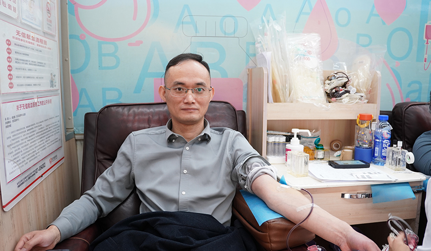 武汉市第五医院医务工作者组团献血【3】